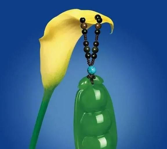 教授挂饰爆料视频,视频爆料背后的惊人真相 第3张 教授挂饰爆料视频,视频爆料背后的惊人真相 第3张